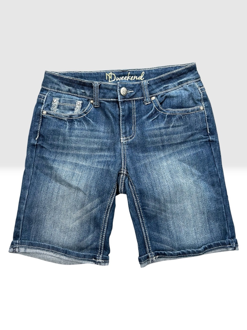 ND Weekend Denim Shorts Women’s Sz 6 Blue Jean Shorts Cross Pocket Western Glam